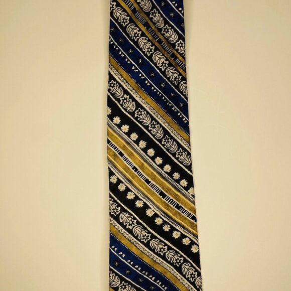 ✨ 2 for 20 ✨ Handsome Striped Gold and Blue Silk Necktie - Picture 4 of 8